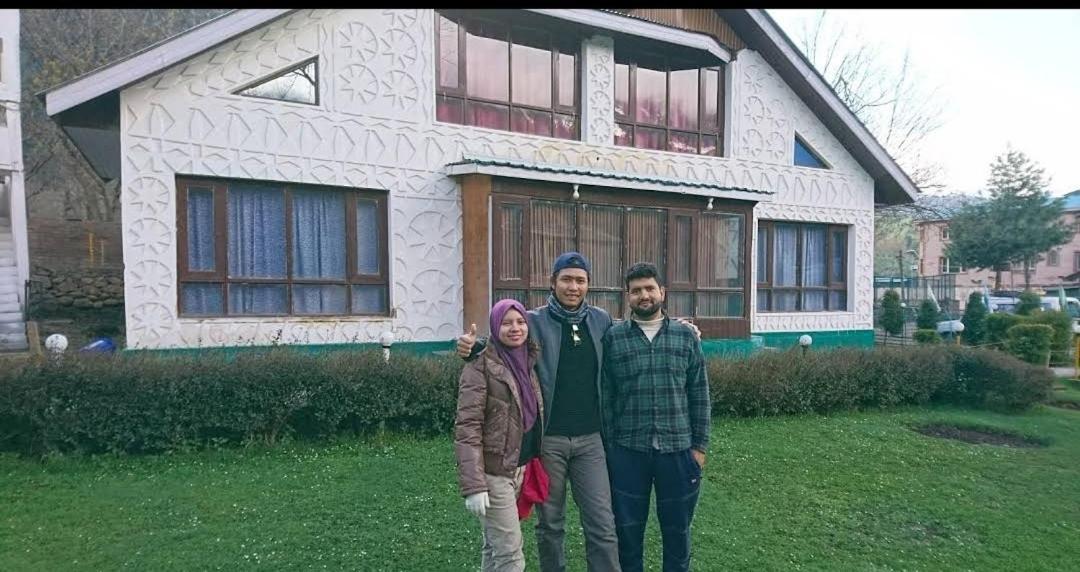 The K2 Alpine Hotel ปาฮาลกัม ภายนอก รูปภาพ